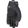 FIVE-gants-tricks-woman-image-97900203