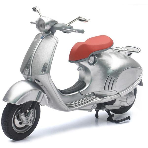 NEWRAY-replique-vespa-946-gris-echelle-112deg-image-143250000-cover-0