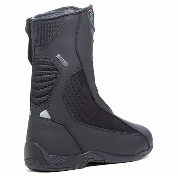 TCX-bottes-explorer-4-gtx-image-140921033-cover-2