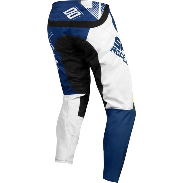 SHOT-pantalon-cross-contact-trust-image-13357547-cover-1