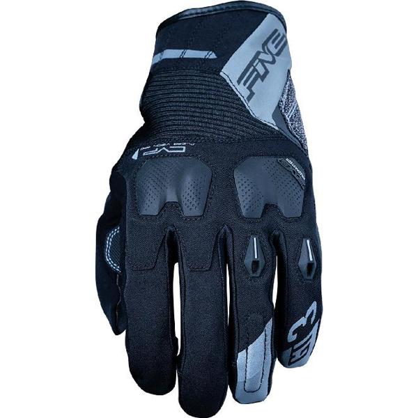 FIVE-gants-gt3-wr-image-36744510-cover-0