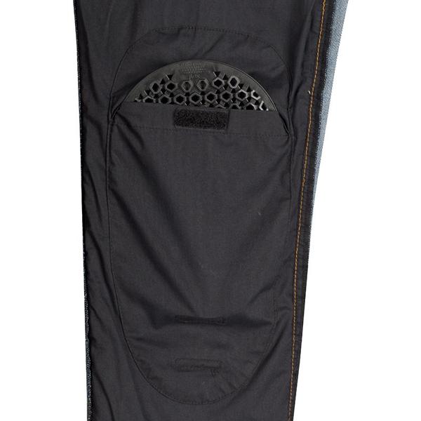 BERING-jeans-trust-tapered-image-97901925-cover-2