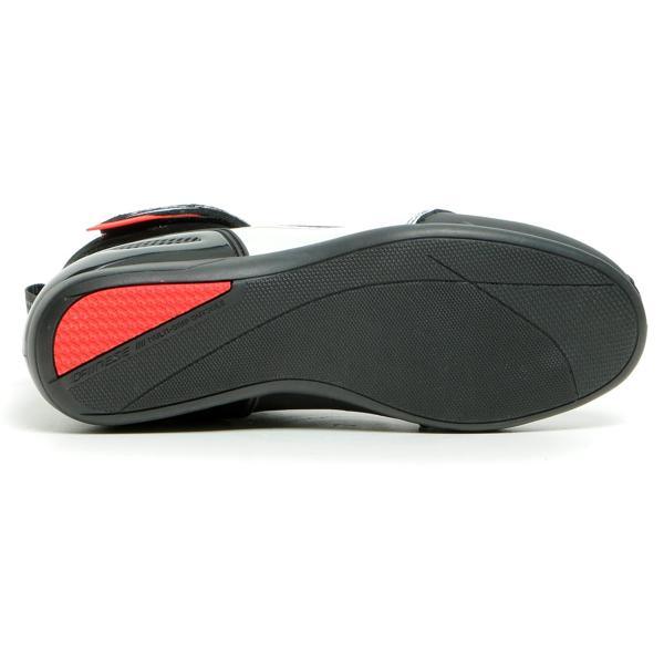 DAINESE-baskets-energyca-d-wp-image-31772552-cover-2