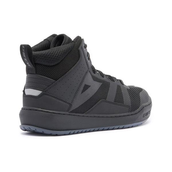 DAINESE-baskets-suburb-air-image-97337634-cover-1
