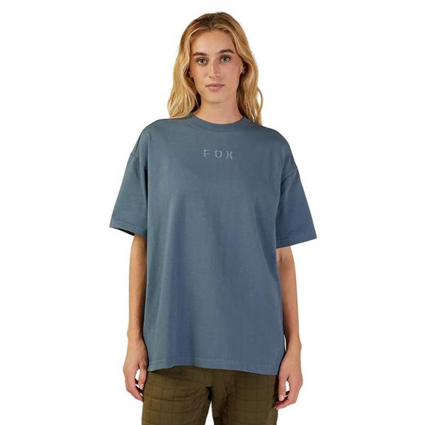 FOX-tshirt-wordmark-premium-lady-image-132881735-cover-1