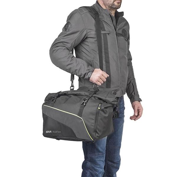 GIVI-sacoches-cavalieres-ea133-image-36028917-cover-1