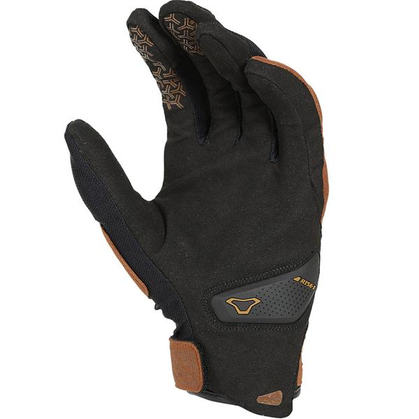 MACNA-gants-darko-image-120594829-cover-1