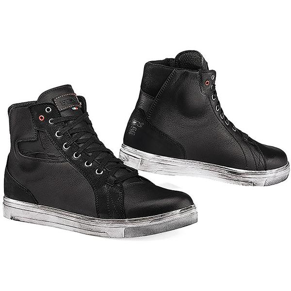 TCX-baskets-street-ace-waterproof-image-6480460-cover-0