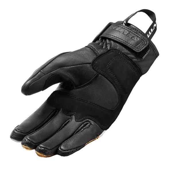 REVIT-gants-redhill-lady-image-97336659-cover-1