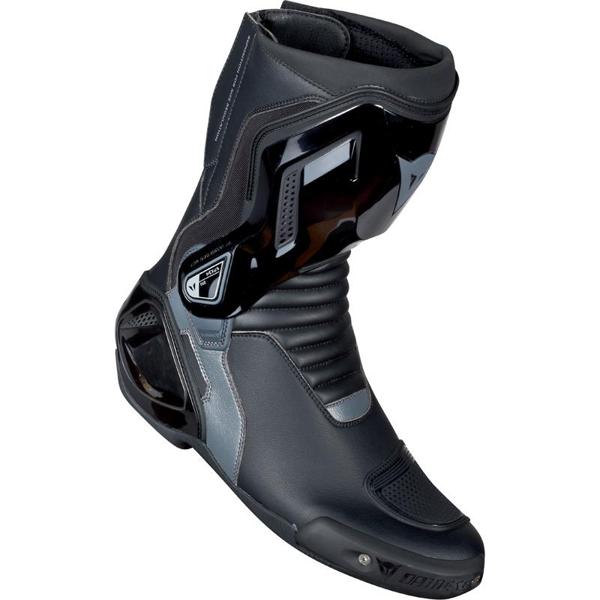 DAINESE-bottes-nexus-image-41207145-cover-0