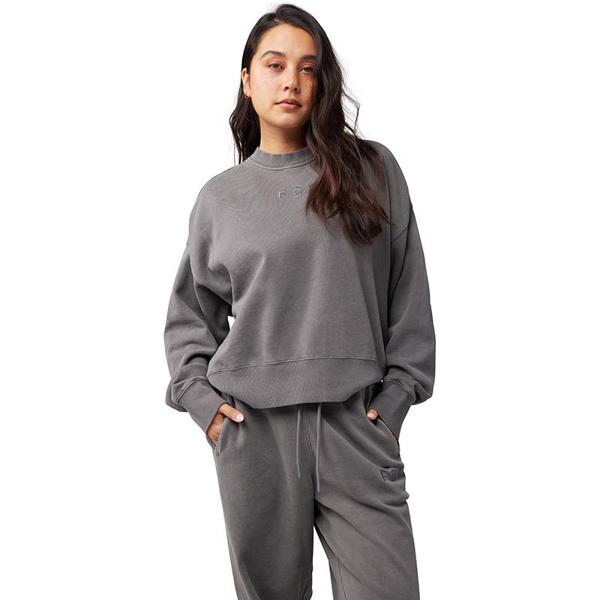 FOX-sweat-wordmark-oversized-lady-image-120508809-cover-2