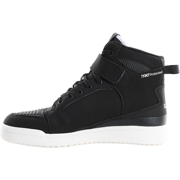 FURYGAN-baskets-tarmac-d3or-image-143756018-cover-1