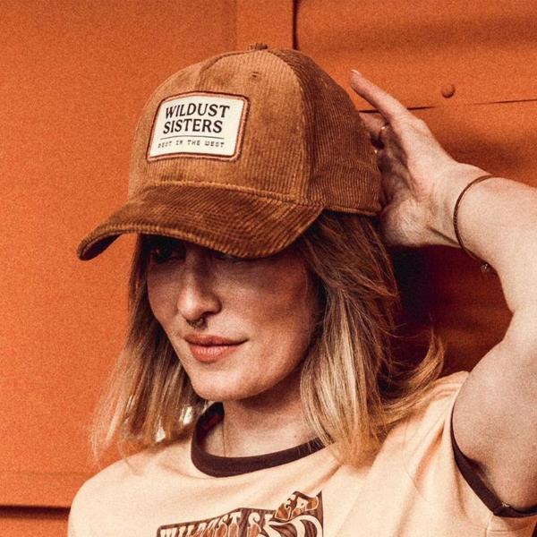 WILDUSTSISTERS-casquette-best-in-the-west-image-132143051-cover-1