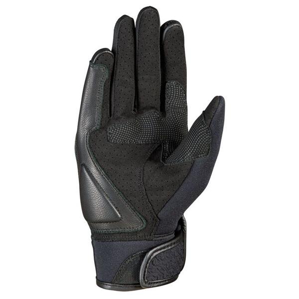 IXON-gants-rs-launch-lady-image-122472165-cover-1