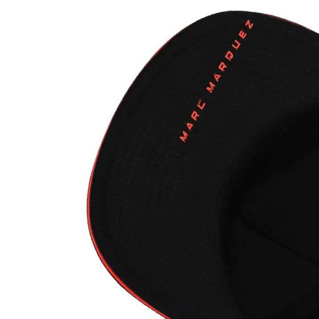 MARQUEZ-casquette-marc-marquez-pixelled-93-image-129290712-cover-2