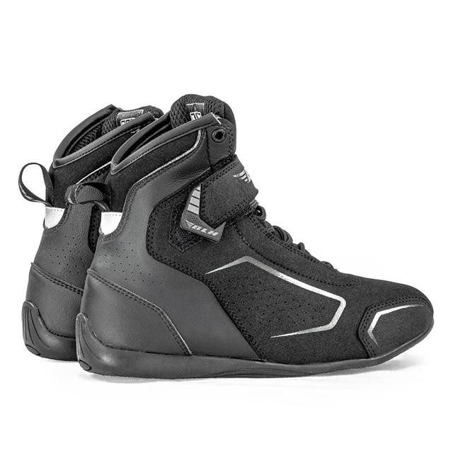 BLH-baskets-be-runner-evo-waterproof-image-120052005-cover-2