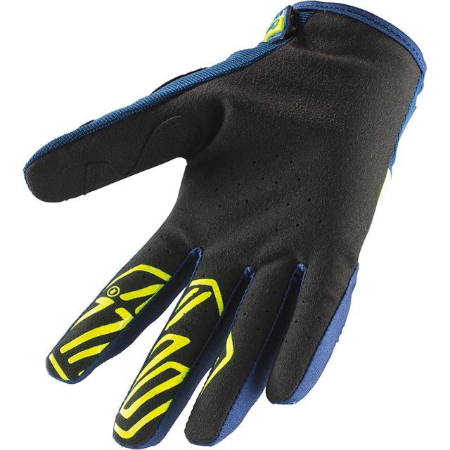 PULL-IN-gants-cross-challenger-image-5633614-cover-1