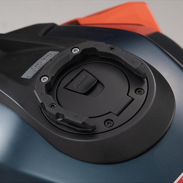SWMOTECH-anneau-de-reservoir-pour-bmw-ducati-ktm-triumph-image-132881789-cover-1