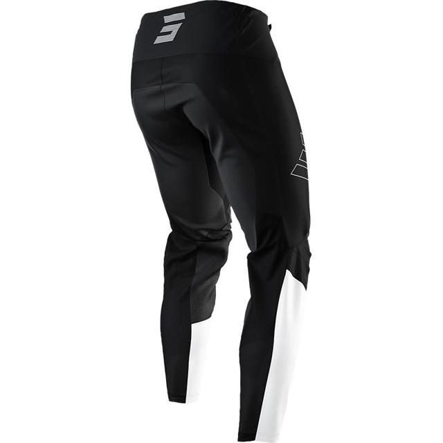 SHOT-pantalon-cross-contact-shelly-image-42079371-cover-1