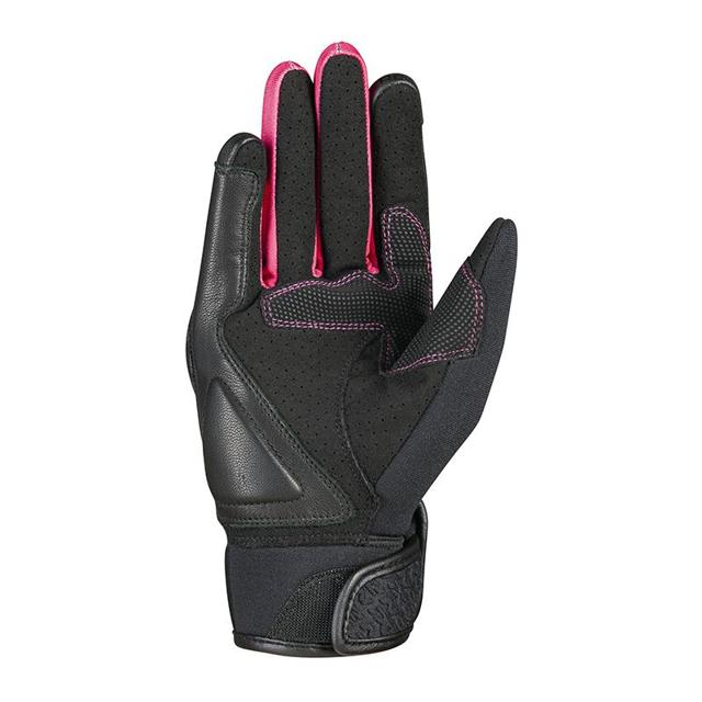 IXON-gants-rs-launch-lady-image-39392746-cover-1