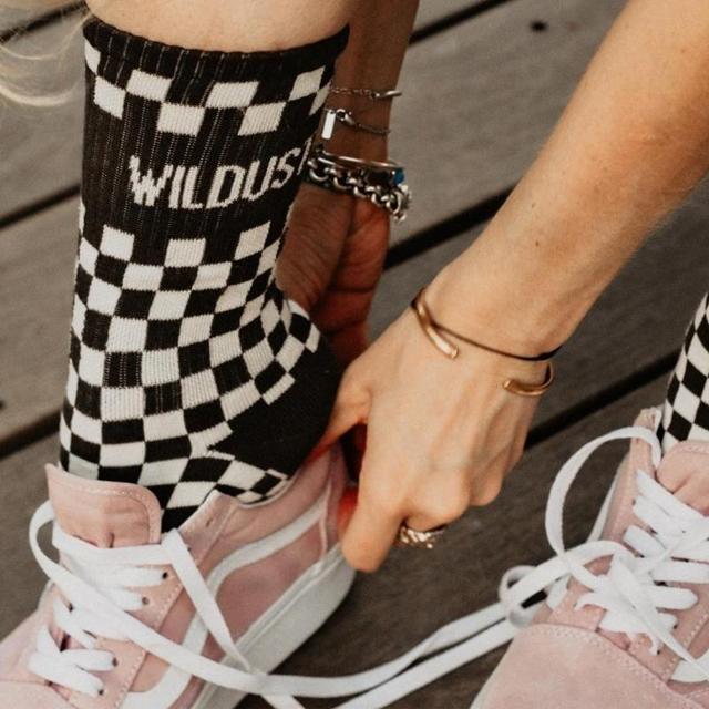 WILDUSTSISTERS-chaussettes-chekerboard-damier-grey-image-132143578-cover-1