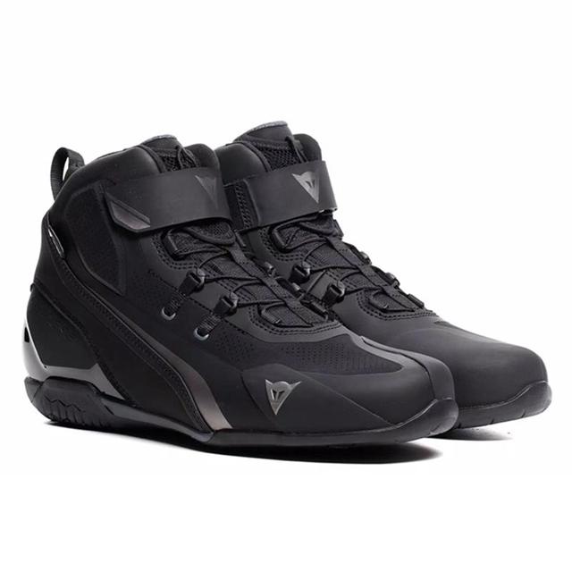 DAINESE-baskets-herian-d-wp-image-132143964