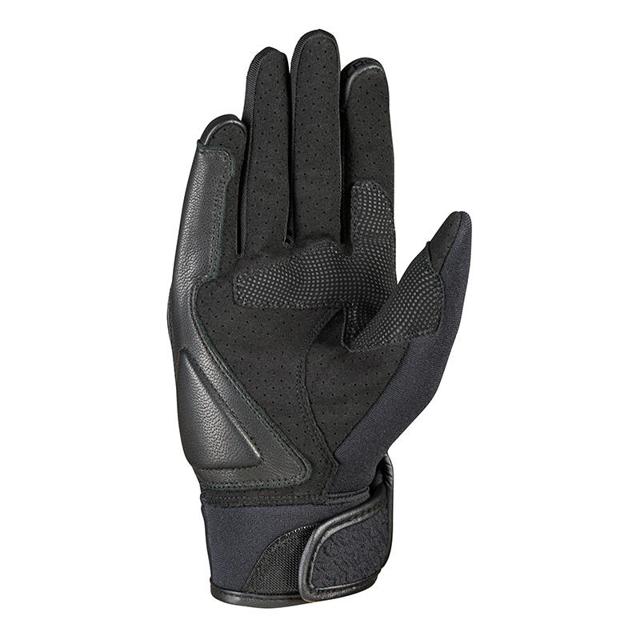 IXON-gants-rs-launch-lady-image-39392726-cover-1