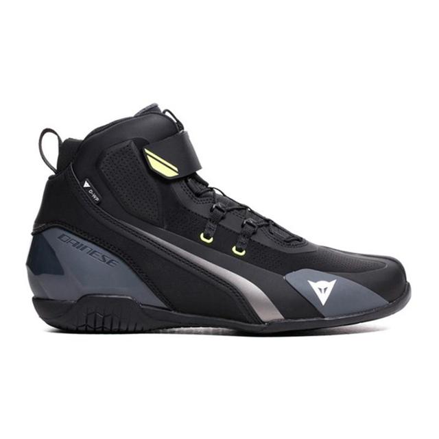 DAINESE-baskets-herian-d-wp-image-132143988-cover-1