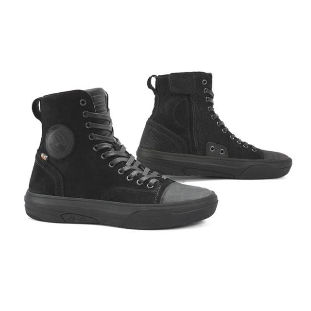 FALCO-baskets-lennox-3-lady-image-118899795