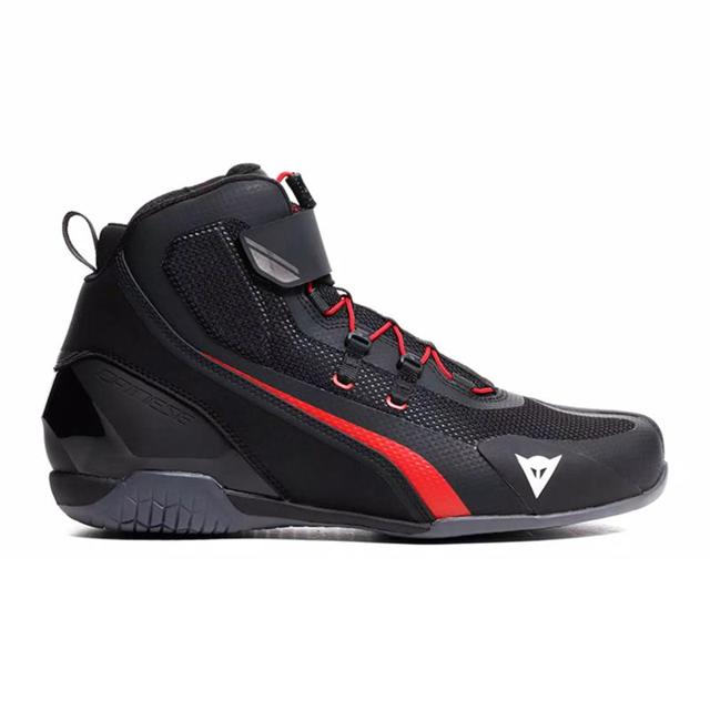 DAINESE-baskets-herian-air-image-132143997-cover-1