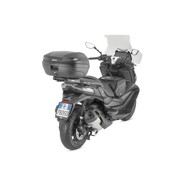 GIVI-top-case-v45-arena-tech-image-90401423-cover-1