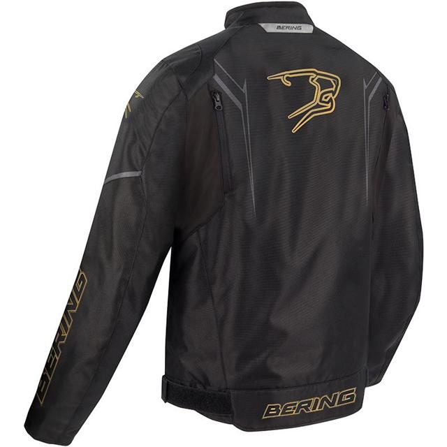 BERING-blouson-sweek-image-67648720-cover-1