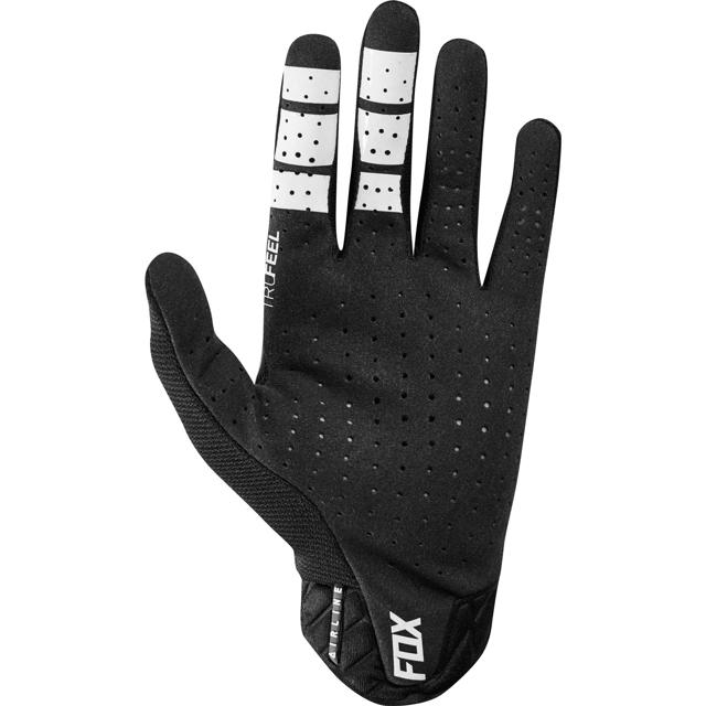 FOX-gants-cross-airline-image-13165658-cover-1