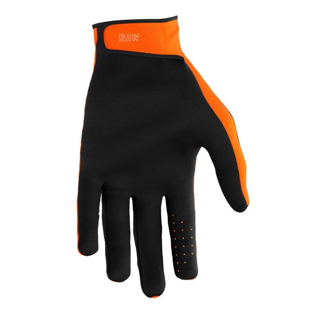 SHOT-gants-cross-raw-image-72717952-cover-1