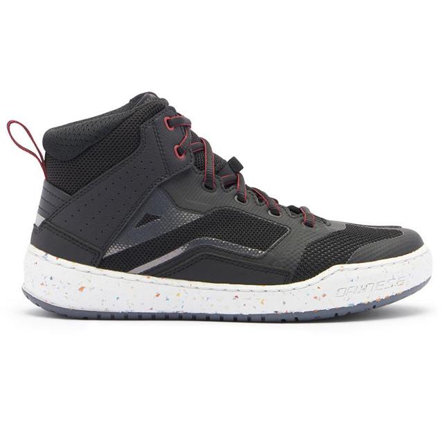 DAINESE-baskets-suburb-air-lady-image-97336019-cover-1