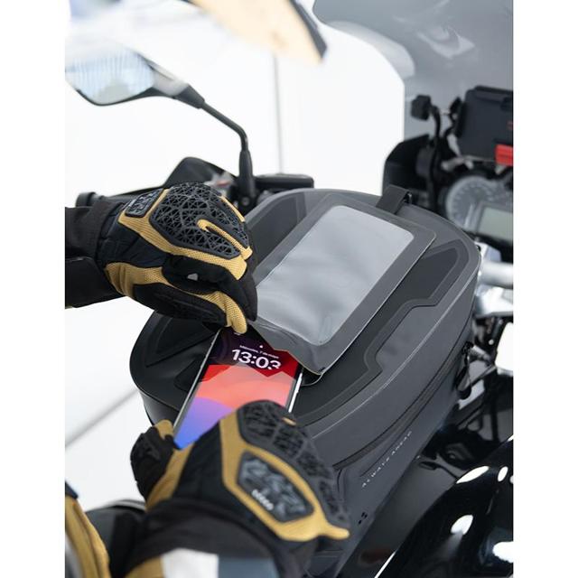 LS2-sacoche-reservoir-move-ahead-wp-15l-tankbag-image-137860467-cover-1