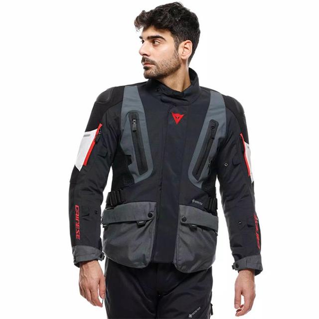 DAINESE-veste-carve-master-4-gore-tex-image-148477711-cover-2
