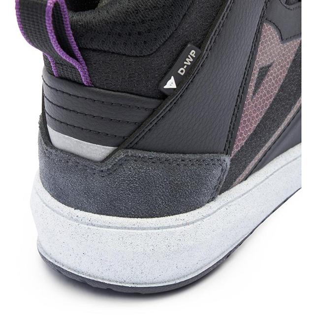 DAINESE-baskets-suburb-d-wp-lady-image-97336043-cover-2